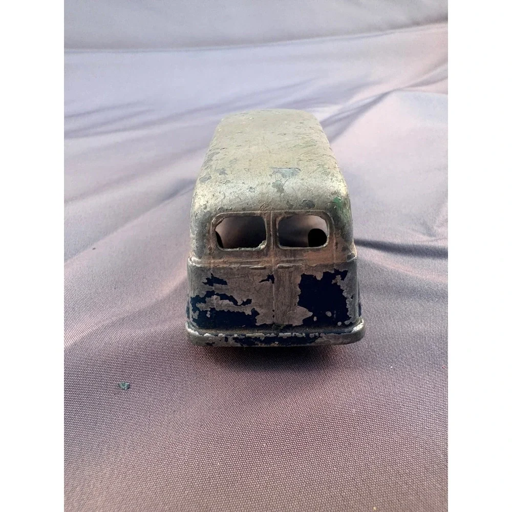 Vintage Tootsietoy Diecast Panel Delivery Truck Blue Silver Made USA 3.75 inch